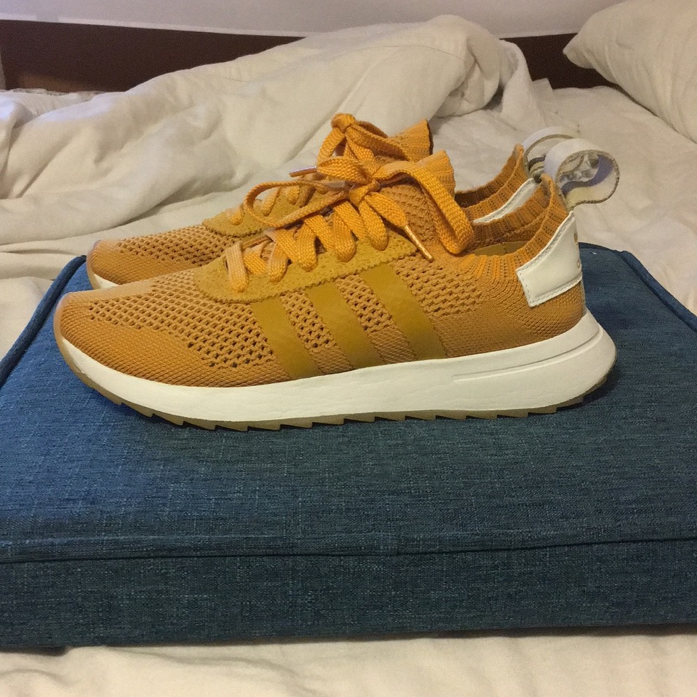 Women’s Adidas Flashback Primeknit Sneakers